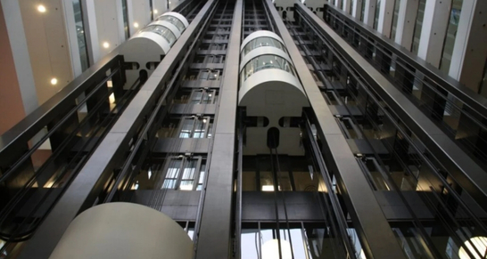 Capsule Lift Manufacturers in Delhi